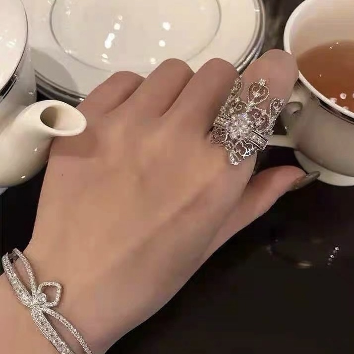 CHAUMET